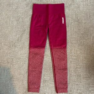 Gymshark: ADAPT OMBRE SEAMLESS LEGGINGS. Size XS.
